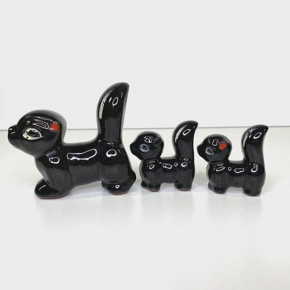 3 Vintage Skunk Figurines Stamped‎ Japan Redware Pottery Hand Painted Doe Kits